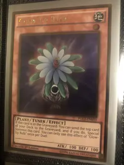 Yugioh Glow-Up Bulb PGL2-EN033 Ultra Rare Near Mint Excellent - Image 1