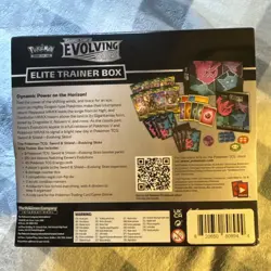 Pokemon TCG Sword & Shield Evolving Skies Elite Trainer Box ETB New/SEALED - Image 5
