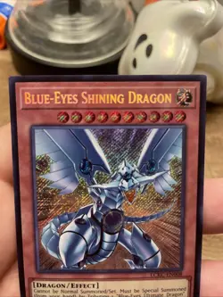 Blue-Eyes Shining Dragon LCKC-EN008 Unlimited Secret Rare NM! +Bonus FREESHIP! - Image 2