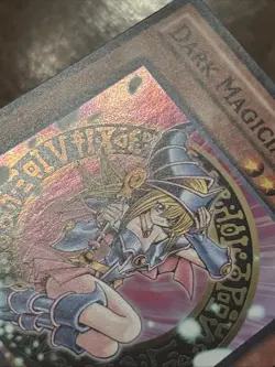 Dark Magician Girl DPBC-EN009 - Battle City - 1st Edition Super Rare LP - Image 4