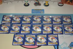 Pokemon TCG Crown Zenith: Galarian Gallery 18 Card Bundle Lot NM/Mint - Image 5