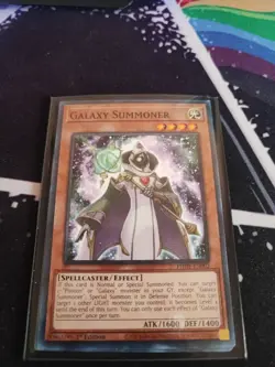 Yu-gi-oh! TCG Galaxy Summoner PHHY-EN002 COMMON LIGHT SPELLCASTER 1ST NM - Image 1