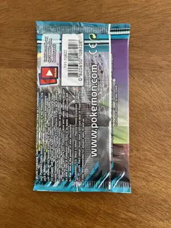 Pokemon Black & White Plasma Freeze Factory Sealed Booster Pack - Image 2