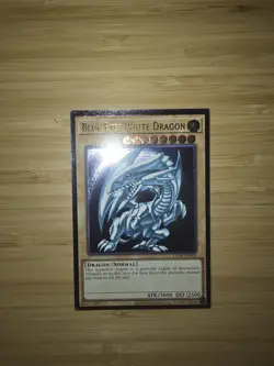 Blue-Eyes White Dragon Ultimate Rare OP28-EN001 Yugioh - Image 5