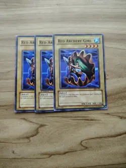 Yu-Gi-Oh! - Red Archery Girl 3X - Full Playset - Image 1