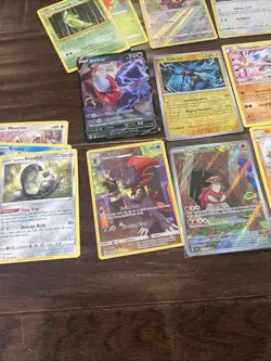 Vintage and new Pokemon TCG Holo Rare Lot of Cards - Charizard, Pikachu, etc - Image 4