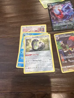 Vintage and new Pokemon TCG Holo Rare Lot of Cards - Charizard, Pikachu, etc - Image 5