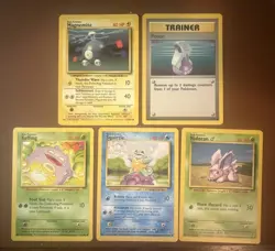 Lot of 5 Base Set Pokemon Cards Vintage Wotc - Image 1