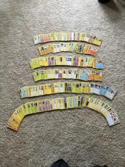 ? Huge Modern Pokemon Card Lot! 2.8 lbs Of Cards! Around 600 Total Cards! ? - Image 1