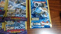Lot of 5 Pokemon Guardians Rising 3 Card Mini booster pack. + 1 evolutions pack - Image 2