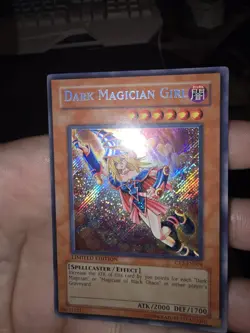YUGIOH TCG Dark Magician Girl CT2-EN004 Secret Rare Holo 2005 Tin NM - Image 1