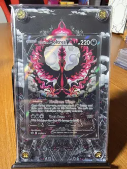 Galarian Moltres V Alt Art Chilling Reign Pokemon Card 177/198 2021 NM /w frame - Image 1