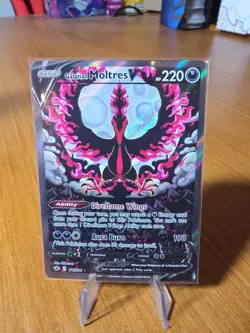 Galarian Moltres V Alt Art Chilling Reign Pokemon Card 177/198 2021 NM /w frame - Image 2