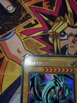 Blue-Eyes White Dragon lob-001 Unltd Ed (HP) Ultra Rare Yu-Gi-Oh! - Image 4