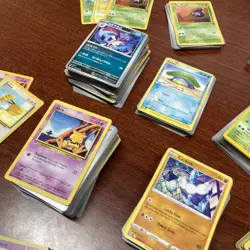 Whole entire Pokemon collection vintage and modern foils 1000+ cards NM-HP - Image 4