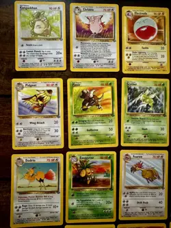 Vintage Pokemon Lot (42 Regular Cards, 1 Holo #5 Kangaskhan)1999 WOTC Jungle Set - Image 3
