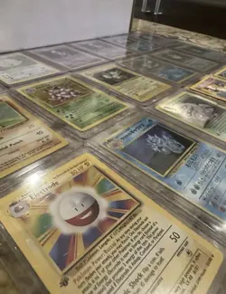 100 Pokemon Cards LOT - Vintage/ Modern Assorted, Holos, Reverse,C/U/Rare Bulk - Image 2