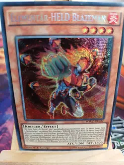 Elementar-Held Blazeman WSUP-DE032 Secret Rare DE NM YUGIOH - Image 1