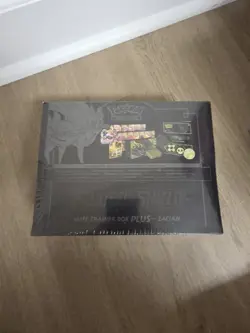 Pokemon TCG Sword & Shield Elite Trainer Box Plus Zacian 820650827433 - Image 2