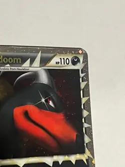 Houndoom (Prime) 82/90 Undaunted Holo LP/MP Pokemon card - Image 2