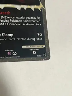 Houndoom (Prime) 82/90 Undaunted Holo LP/MP Pokemon card - Image 5