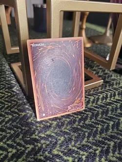 Yu-Gi-Oh Dark Magician BPT-001 Reverse Foil Misprint - Image 2