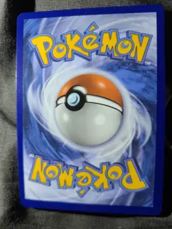 Pokemon TCG Mew VMAX 114/264 Ultra Rare Holo Card Near Mint Condition - Image 5