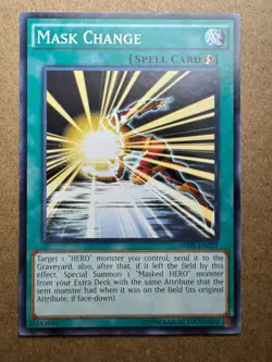 Mask Change SDHS-EN022 Structure Deck: HERO Strike 1st Edition Yugioh - Image 1