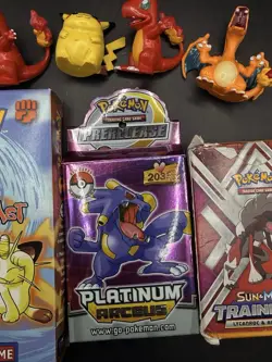 Lot of Vintage Pokemon TCG Cards & Tomy Monster Figures - Image 3