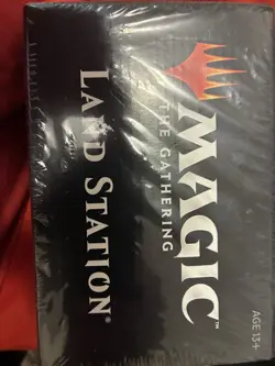 Magic The Gathering Land Station Wizards of The Coast 2019 - R1 - Image 1