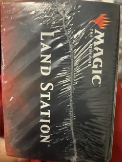 Magic The Gathering Land Station Wizards of The Coast 2019 - R1 - Image 4
