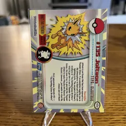 2000 Topps Pokemon TV Animation Edition Series 3 Non Holo 135 Jolteon Blue Label - Image 2
