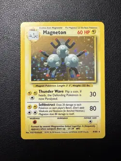Magneton 9/102 Holo Bleed Error 1999 Base Set Pokemon Card TCG LP - Image 3