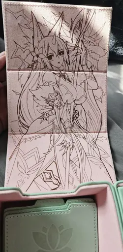 Manamoon/Amanda Lapalme Farra the Whitewolf deckbox Yugioh w/FC [Used] - Image 2