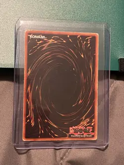 DARK MAGICIAN ULTRA RARE SDY-006 YUGIOH TCG - Image 2