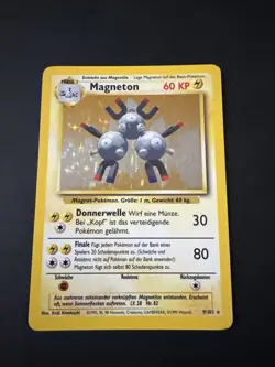 1999 POKEMON GERMAN #9 MAGNETON-HOLO VINTAGE WoTC BASE SET - Image 1