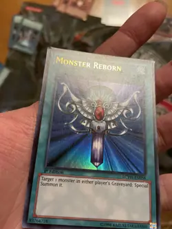 Yu-Gi-Oh! TCG Monster Reborn LCYW-EN058 1st Edition LP - Image 3