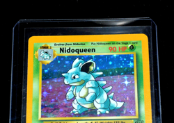 1999 AUTH. POKEMON TCG NIDOQUEEN 90hp TRUE HOLO 7/64 WOTC JUNGLE - Image 2