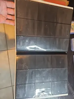 2023 151 Pokemon Scarlet and Violet Trading Card Binder Only NO Cards & POSTER - Image 4