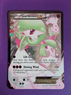 Pokemon Gardevoir EX (Full Art) RC30-32 Generations: Radiant Collection Holo - Image 1