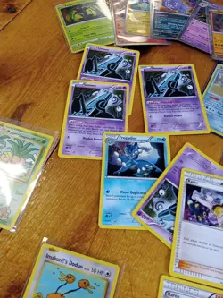 LOT Vintage Pokemon TCG MIX OF HOLOS AND RARES Base Common Mix - Image 5