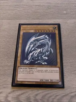 Blue-Eyes White Dragon Ultimate Rare Card OP28-EN001 (OTS Tournament Pack 28) - Image 1