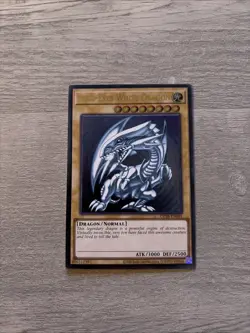 Blue-Eyes White Dragon Ultimate Rare Card OP28-EN001 (OTS Tournament Pack 28) - Image 2
