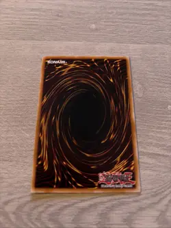 Blue-Eyes White Dragon Ultimate Rare Card OP28-EN001 (OTS Tournament Pack 28) - Image 3