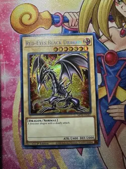 *** RED-EYES BLACK DRAGON *** PRISMATIC SECRET RARE ALTERNATE ART (MP22) YUGIOH! - Image 1