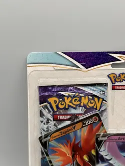 2021 Pokemon Chilling Reign 2-Pack Blister: Zapdos V, Articuno V, Moltres V - Image 2