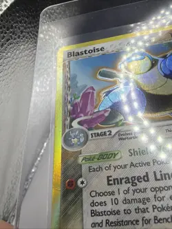 Pokemon TCG Blastoise Delta Holo Rare Card Crystal Guardians 2/100 Damaged - Image 2