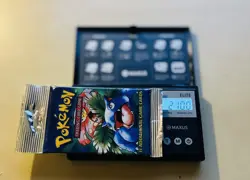 21g HEAVYU Wizards of the Coast Pokemon Base Set Booster Pack 742818061582 - Image 1