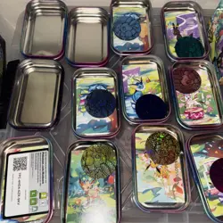 Prismatic Evolutions Mini Tin Display Box + 20 EMPTY Tins (Art Cards and coins) - Image 4