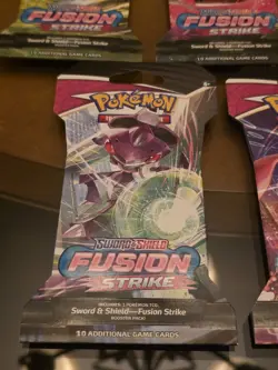 Pokemon TCG: Sword & Shield-Fusion Strike Sleeved Booster Pack - 5 packs 820650809163 - Image 2